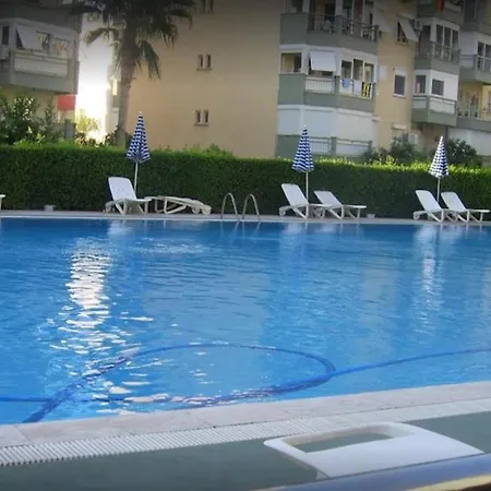 公寓 2 Chambres, Avec Balcon Et Vue Sur La Mer, Jusqu'a 6 Personnes *